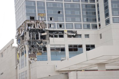 Le Hilton Bayfront de San Diego explose avant d'ouvrir : 14 travailleurs blessés.